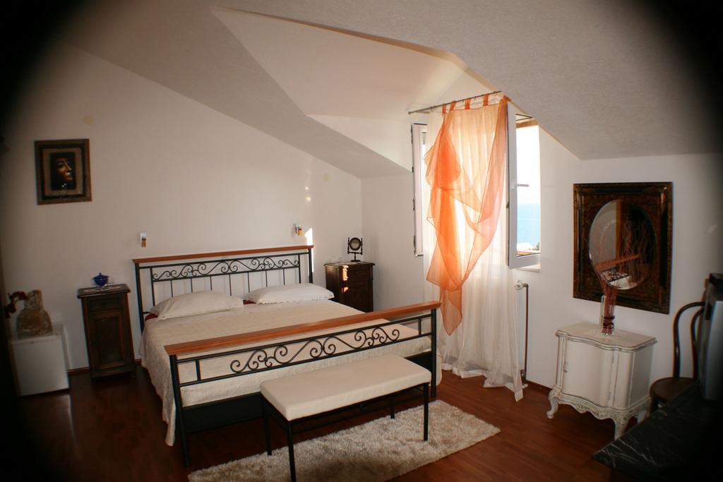 Apartments And Rooms Lea Bol Luaran gambar