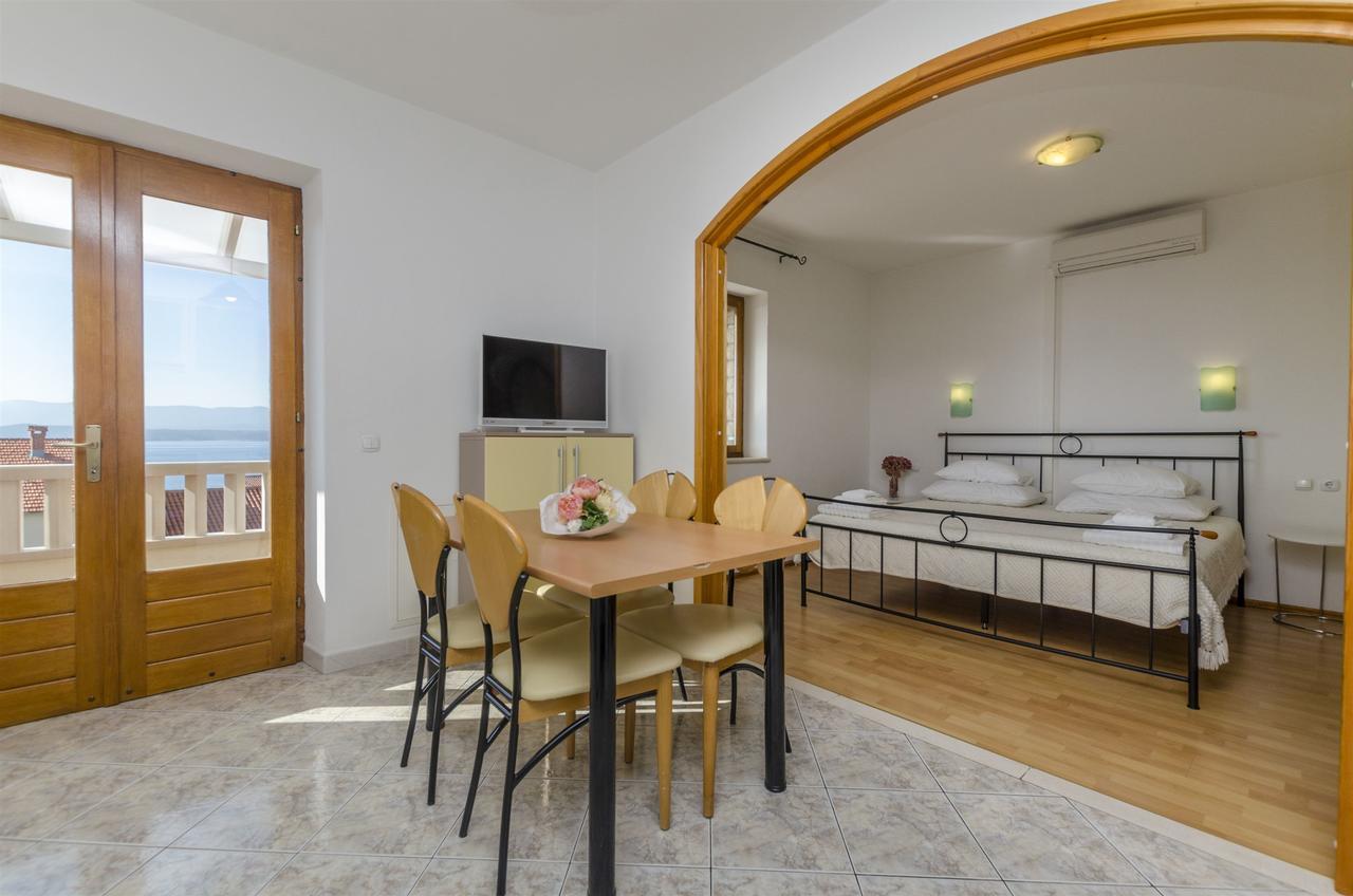 Apartments And Rooms Lea Bol Luaran gambar