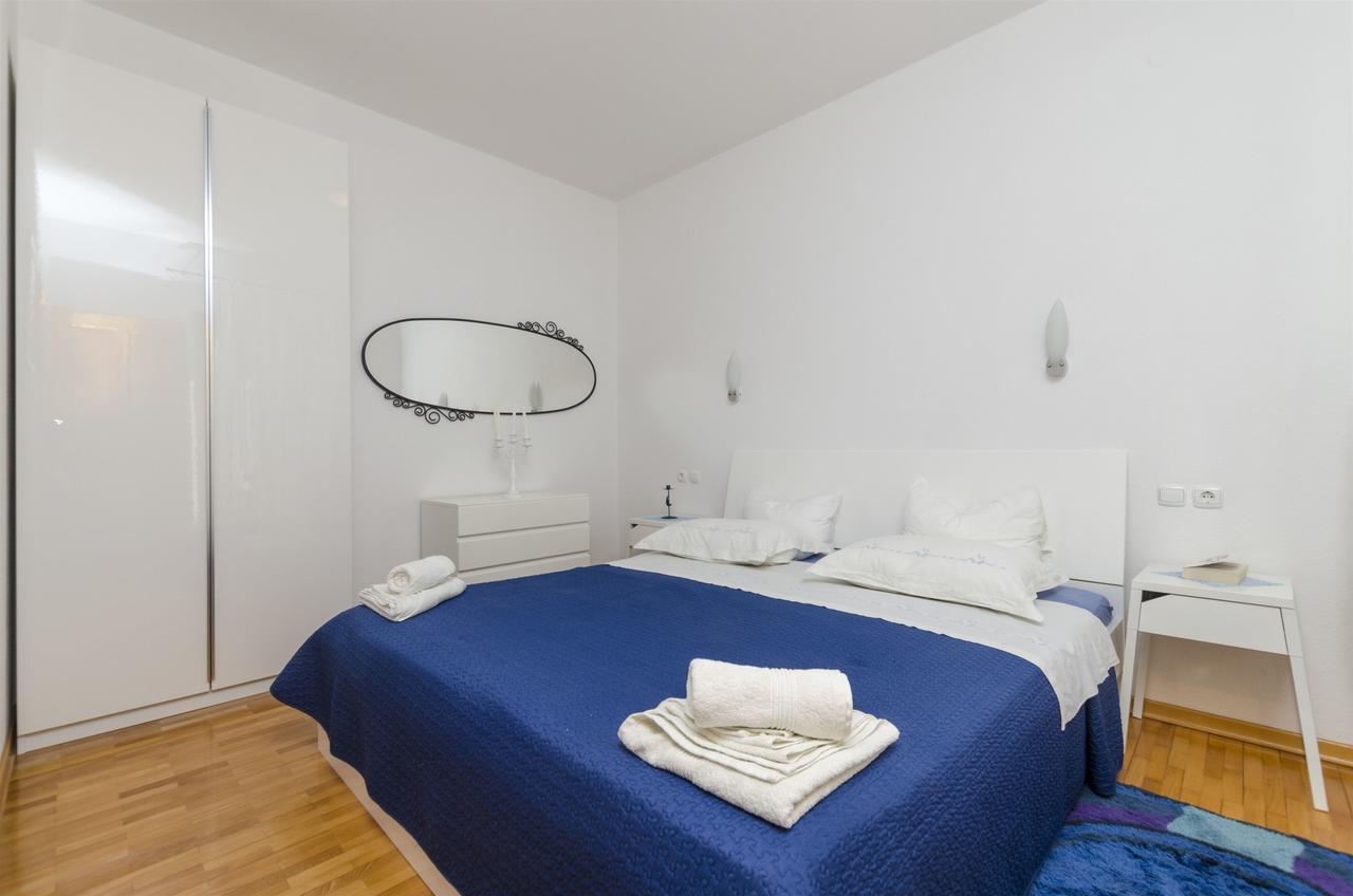 Apartments And Rooms Lea Bol Luaran gambar