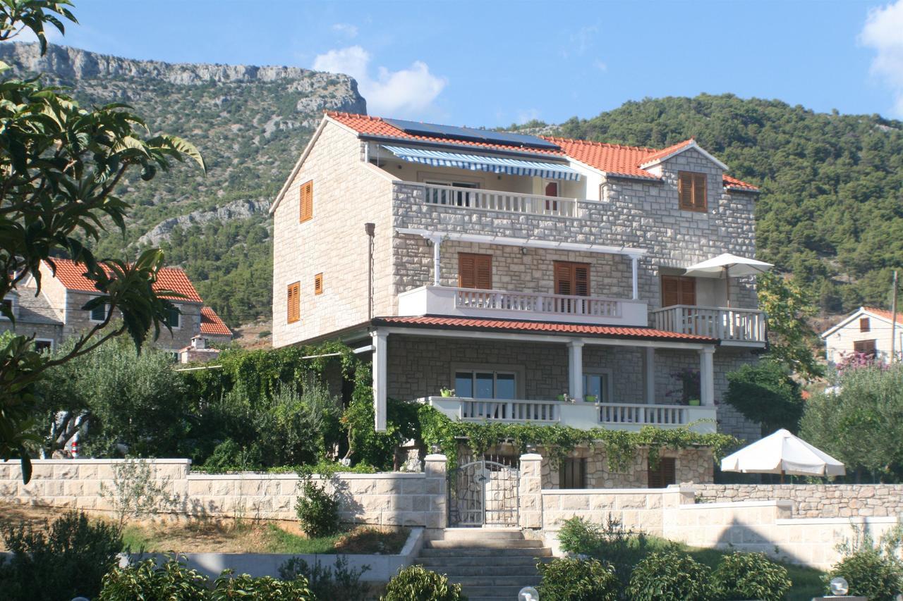 Apartments And Rooms Lea Bol Luaran gambar