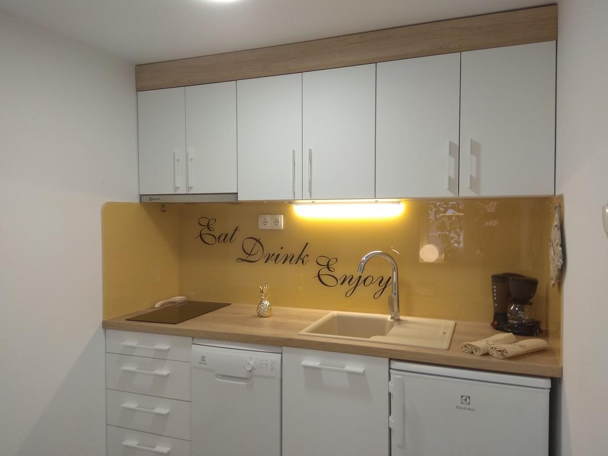 Apartments And Rooms Lea Bol Luaran gambar