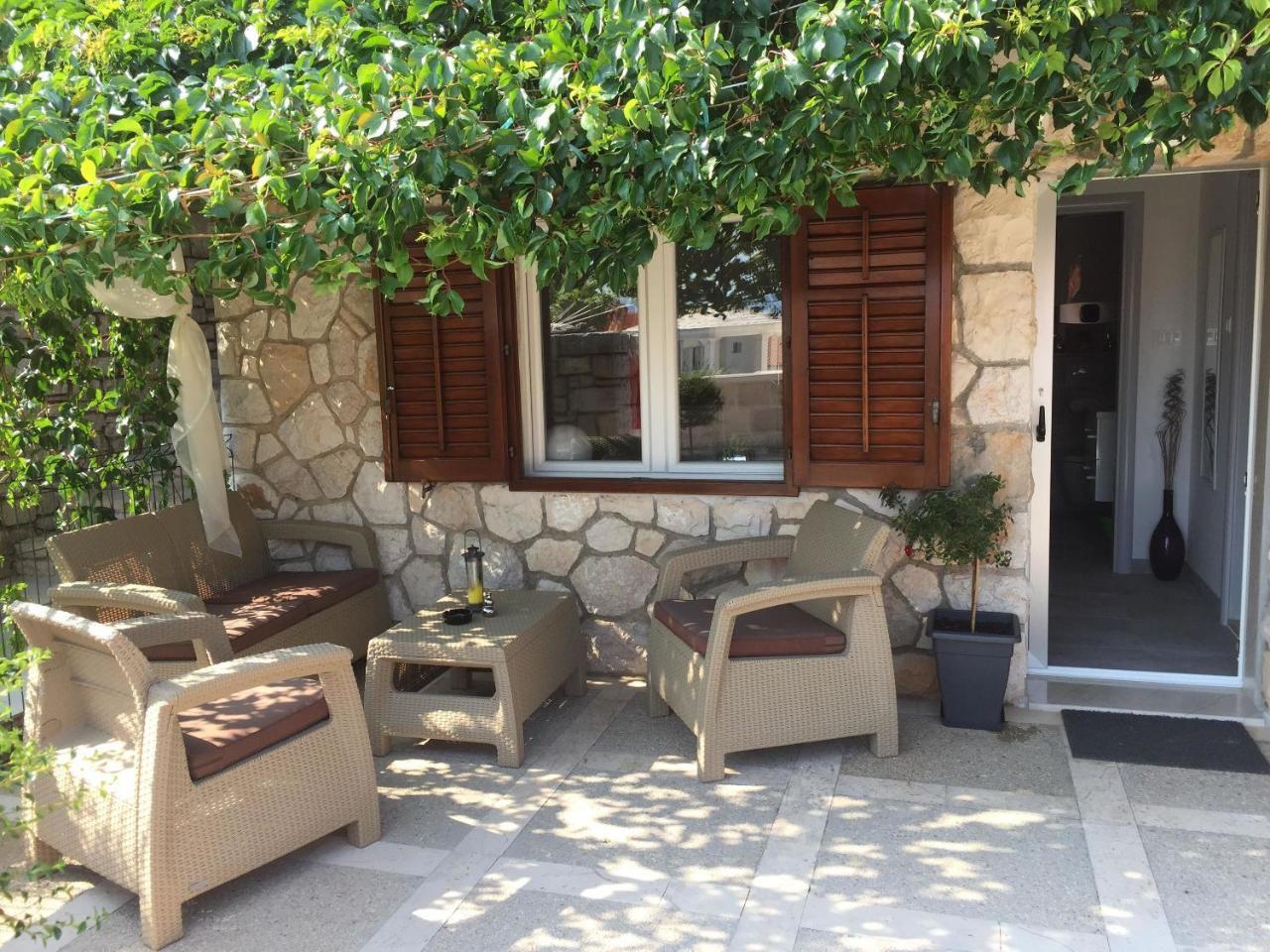 Apartments And Rooms Lea Bol Luaran gambar